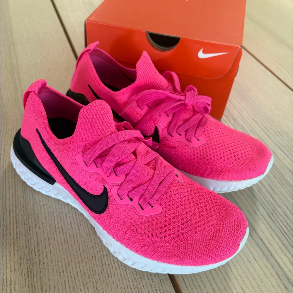 Nike Epic React Flyknit 2 Womens Pink Running Sneakers size 6.5